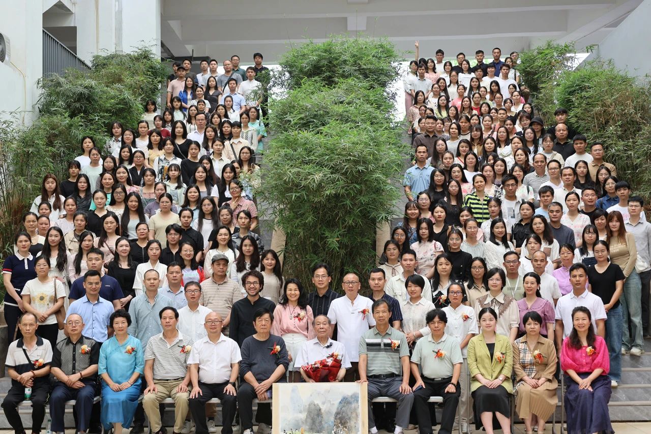 桂平市中小学美术教师水彩画专题培训活动暨大藤峡水彩画社成立仪式在我校顺利举行 丨 乐提升官网（中国）科技公司